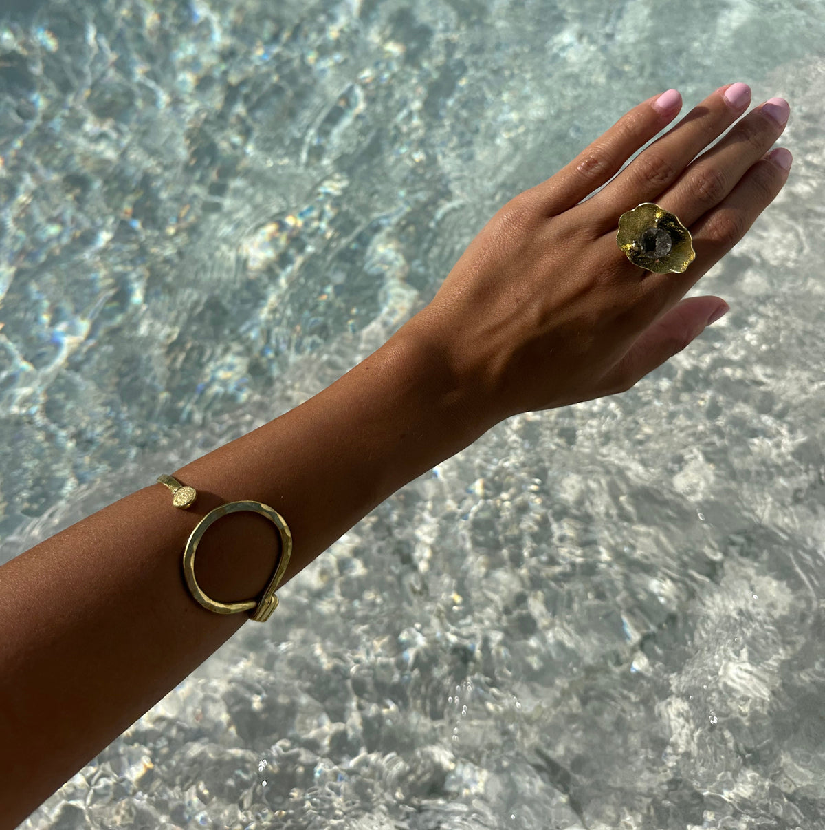 BRAZALETE NUDO