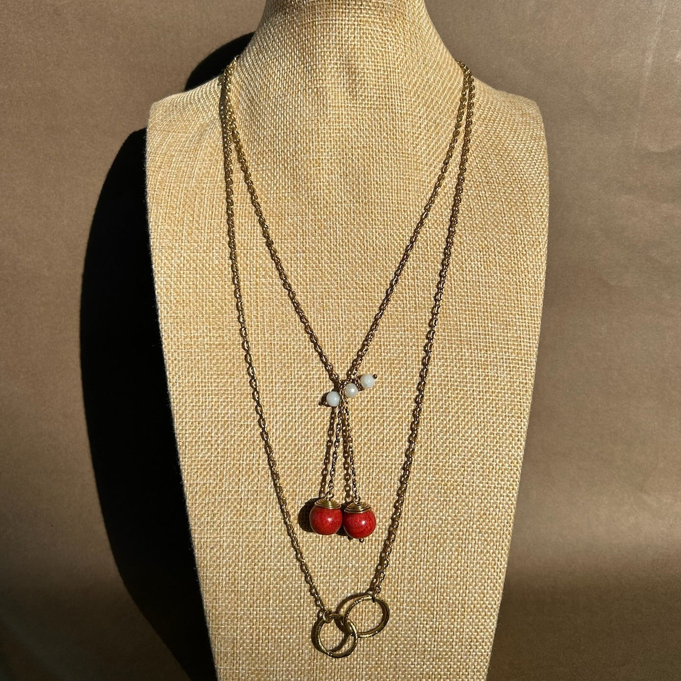COLLAR CORAL Y PERLA