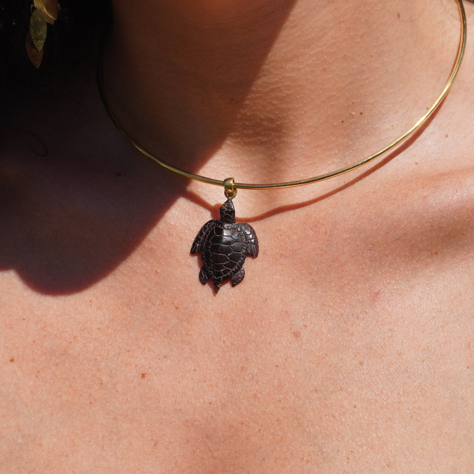 TURTLE PENDANT