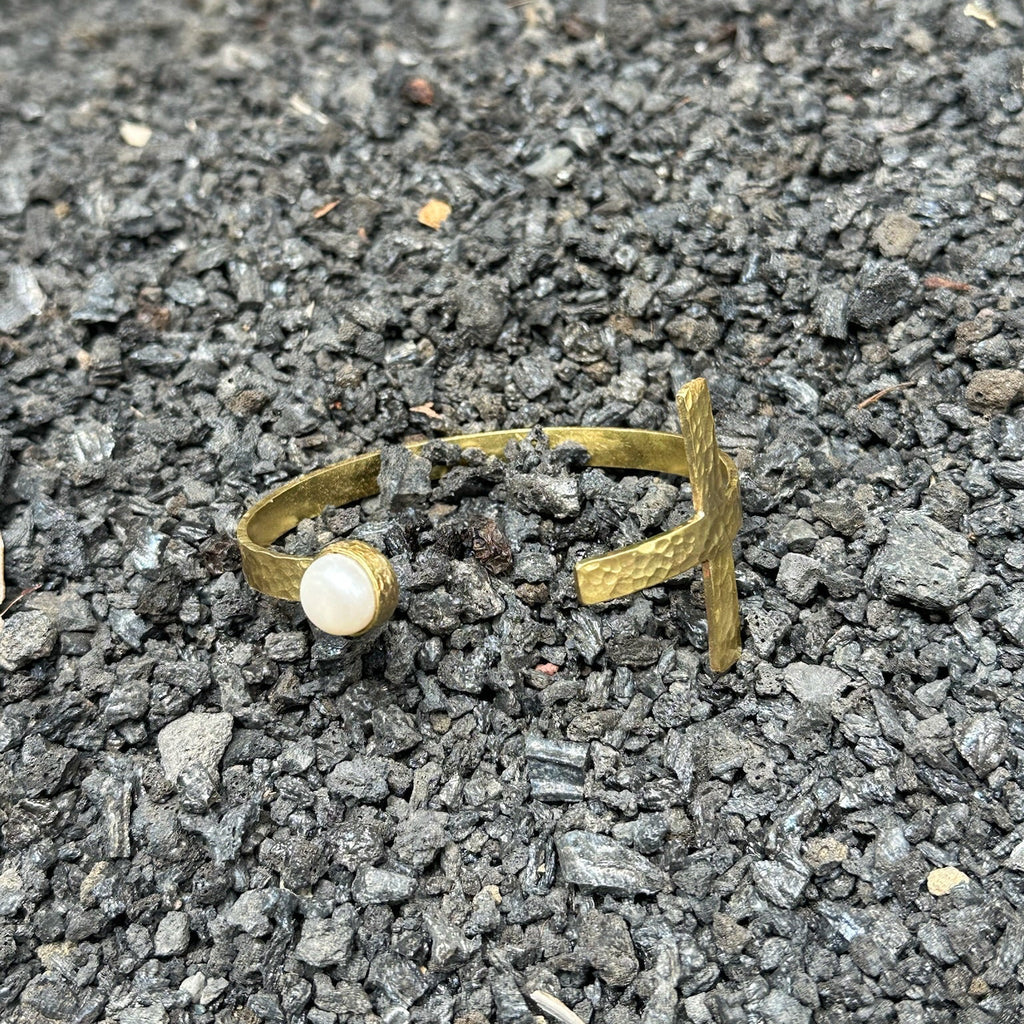 BRAZALETE CRUZ Y PERLA