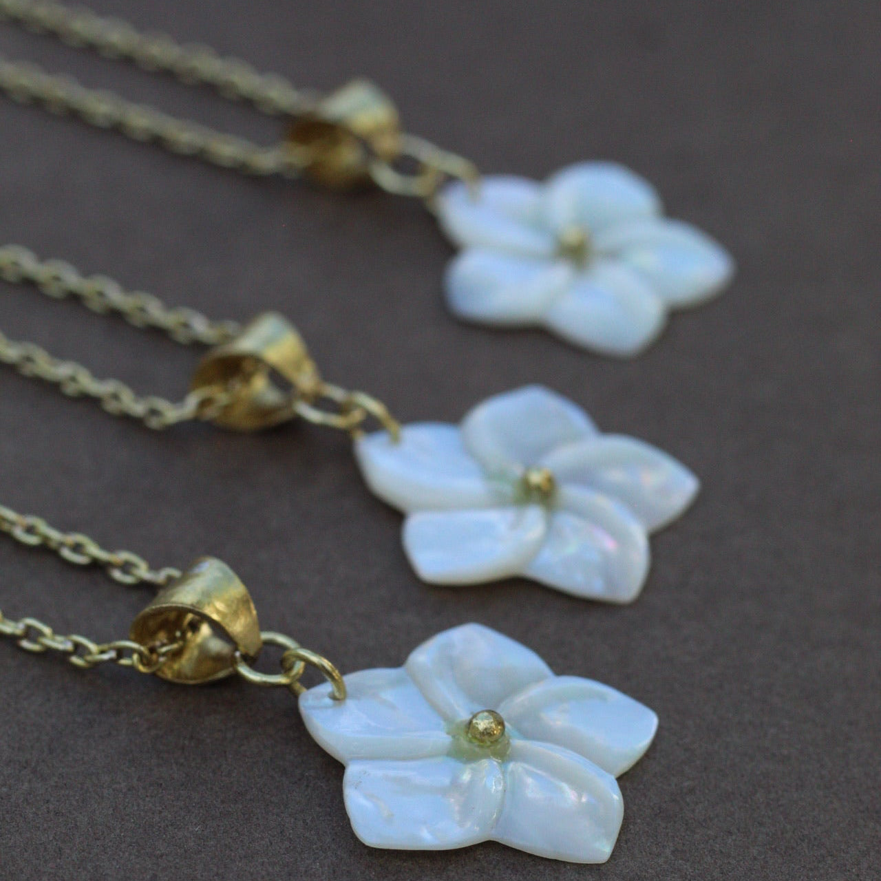 FRANGIPANI NECKLACE