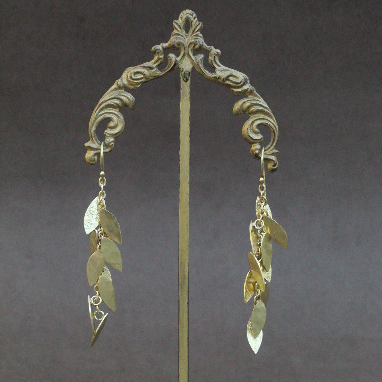 LEAF EARRINGS